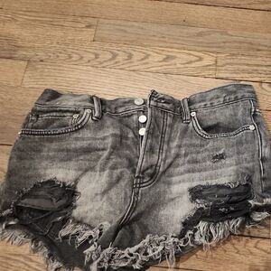 Free PEOPLE GREY SHORTS SZ 28